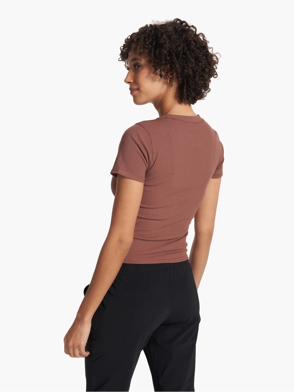 Vuori Pose Fitted Tee in Hazelnut - Picture 2 of 7